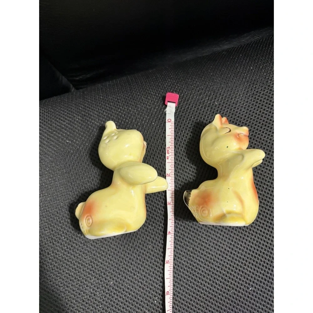 Van Tellingen Salt Pepper Shakers Bunny Hug Yellow Vintage MCM Kitsch 1950s